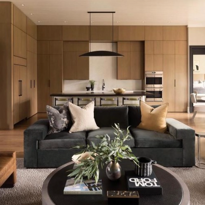 Utopia Large Linear Pendant