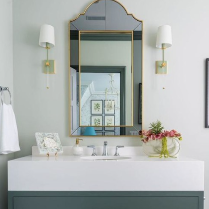 Lucia Medium Tail Sconce