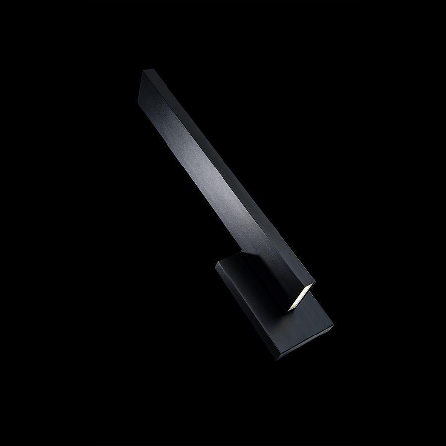 Mako Outdoor Sconce